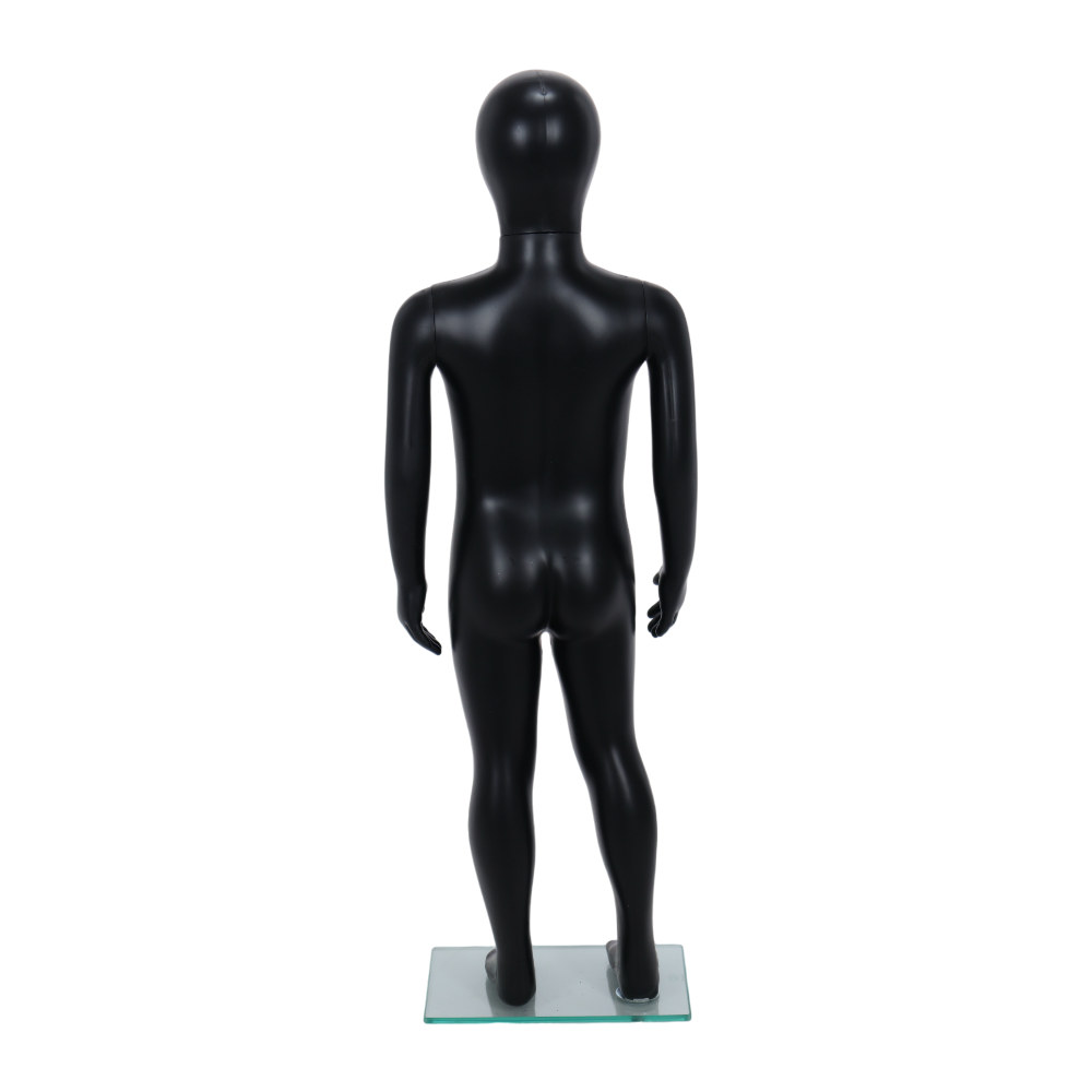 This standing child mannequin, finished in matte black, offers a contemporary egghead design, ideal for displaying unisex clothing for young children aged 3 to 4 years.
